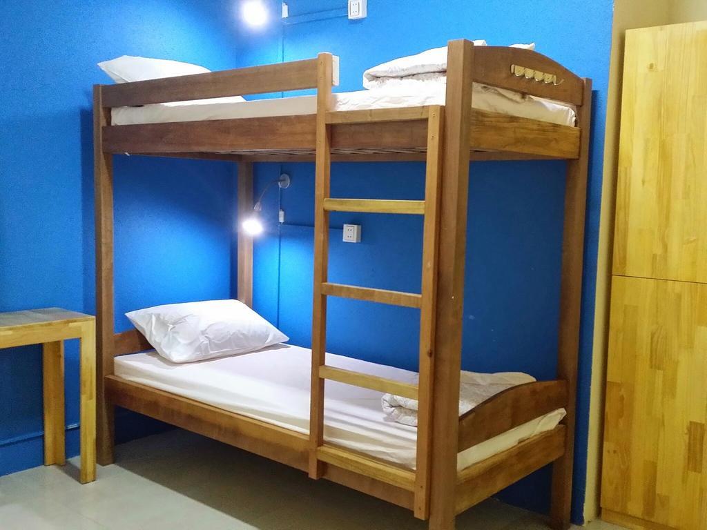 Envoy Hostel Phnom Penh Rum bild
