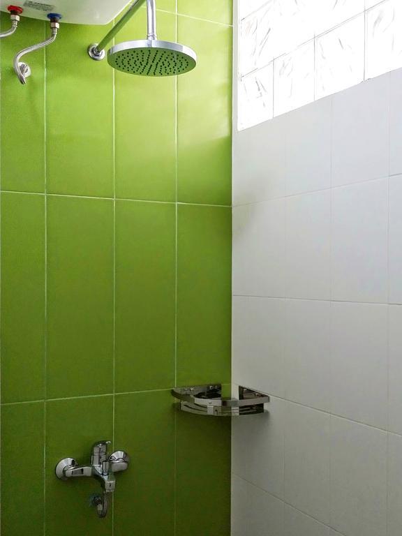 Envoy Hostel Phnom Penh Rum bild