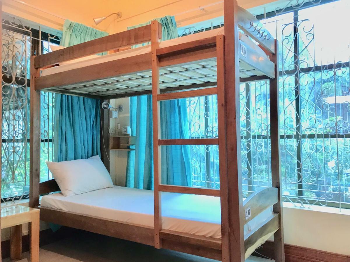 Envoy Hostel Phnom Penh Exteriör bild