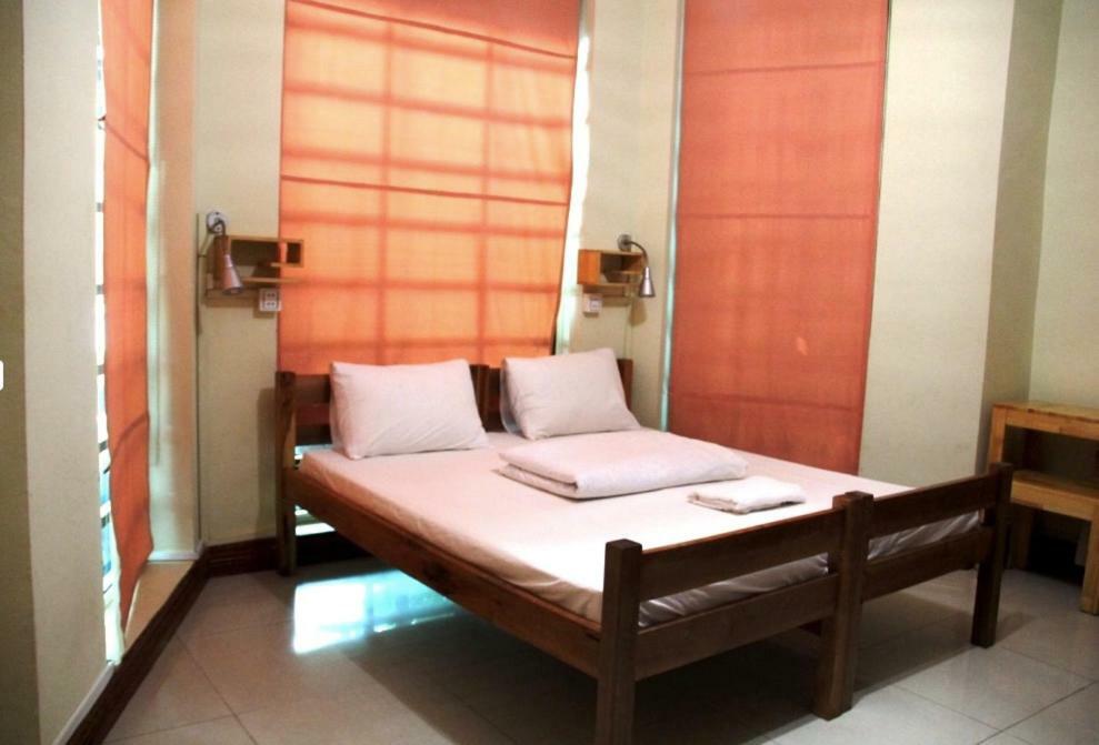 Envoy Hostel Phnom Penh Exteriör bild